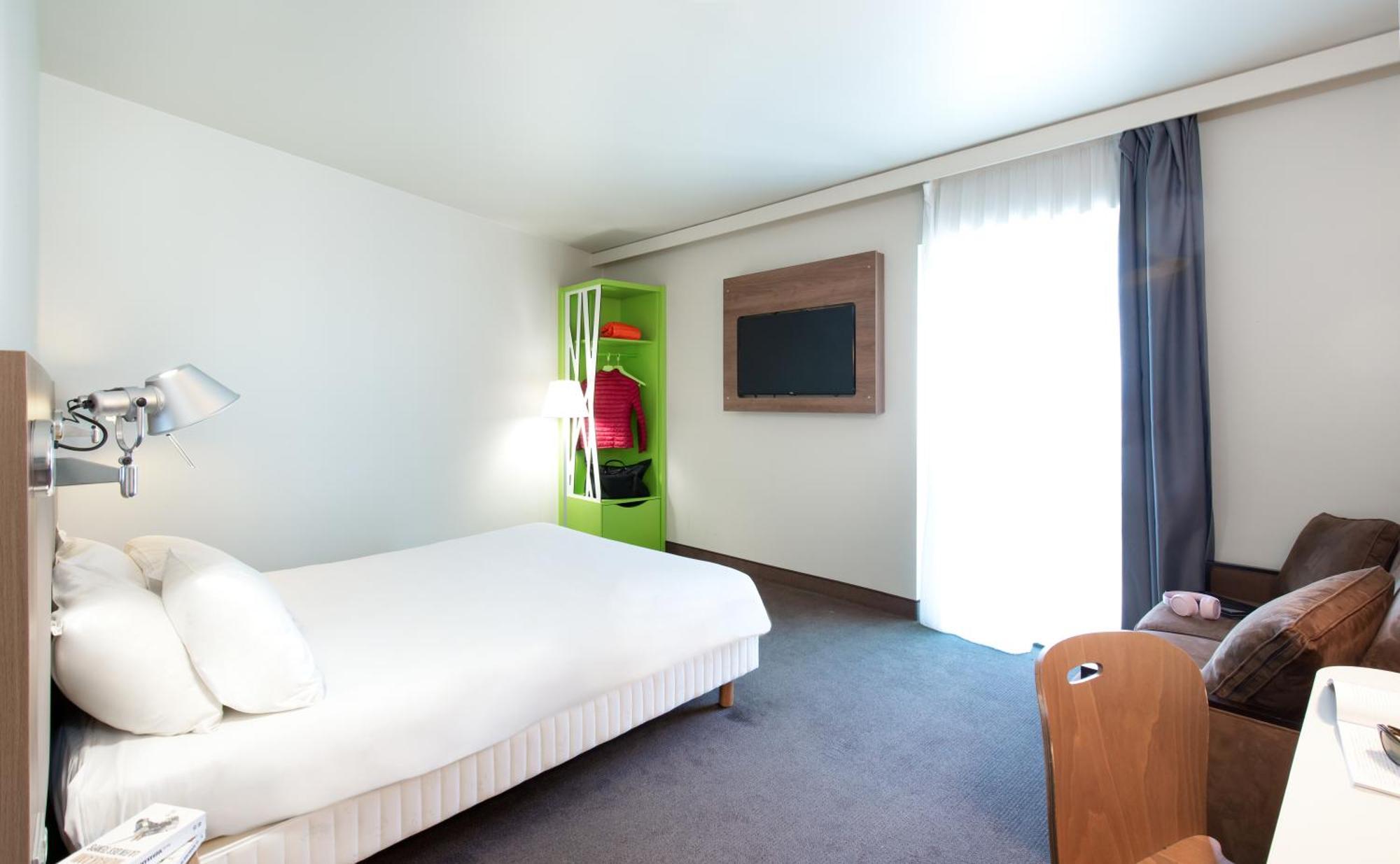 Campanile Clermont Ferrand Centre Hotel Bagian luar foto